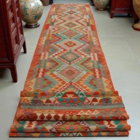 Tekači Kilim Chobi 105x686 cm – zelo dolga ročno tkana preproga