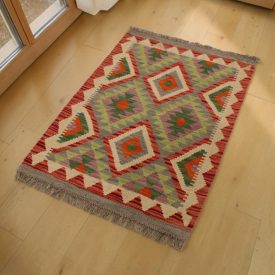 Avtentični Kilim 62x88 ročno tkana preproga