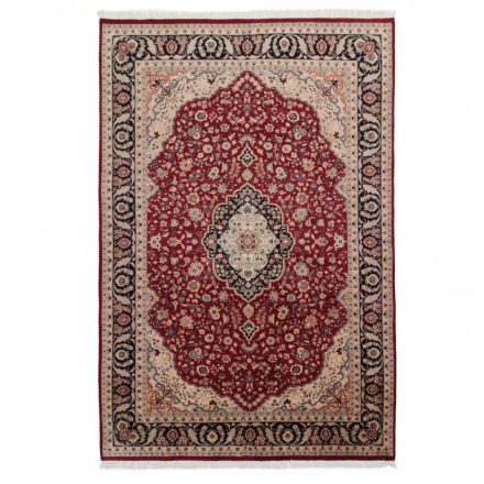 Perzijska preproga Isfahan 184x275 ročno vozlana iranska preproga za dnevno sobo