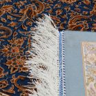 Svilena preproga Aysan temno modra 150x225 perzijska preproga iz viskozne svile